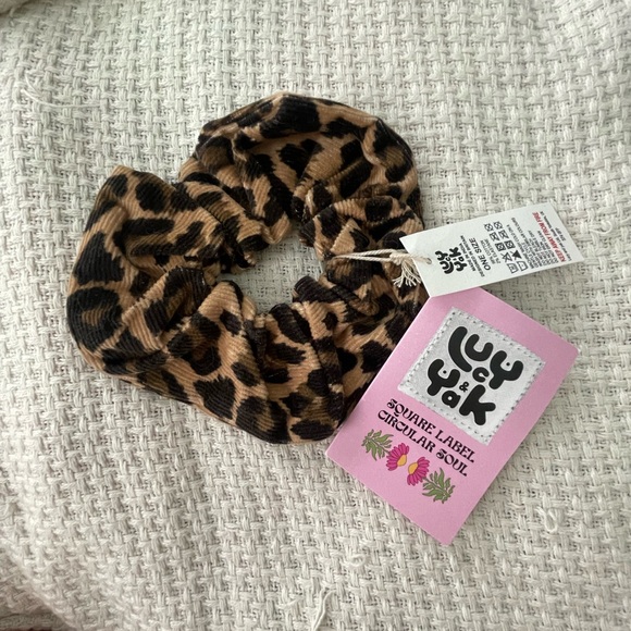 Lucy & Yak Accessories - BNWT Lucy & Yak leopard jumbo scrunchie